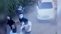Maskeli saldırganlar, baba ve oğlun üzerine otomobil sürüp sopalarla darbetti