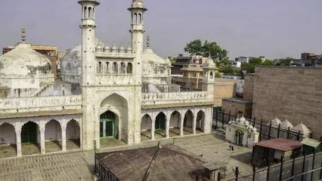 Win for Hindu devotees in Kashi as court agrees to hear right to pray petitions