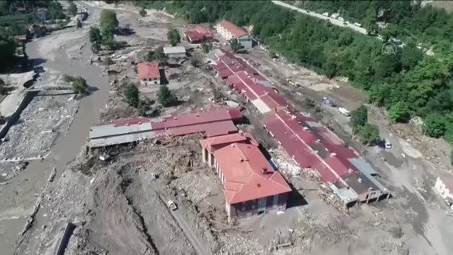 Son dakika haber: KASTAMONU - Bozkurt ve Abana esnafı, selin ardından yeni dükkanlarına kavuştu