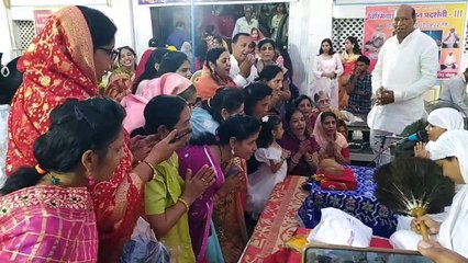 साध्वी संघ के सामने सालभर में हुई गलतियों की मांगी क्षमा