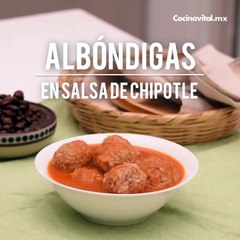 Albóndigas en salsa de chipotle
