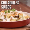 Receta de Chilaquiles suizos verdes con queso gratinado y pollo - Cocina Vital