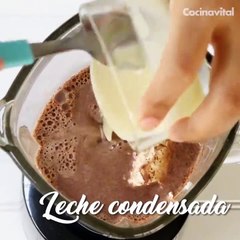 Vasitos de Gelatina de chocolate y rompope