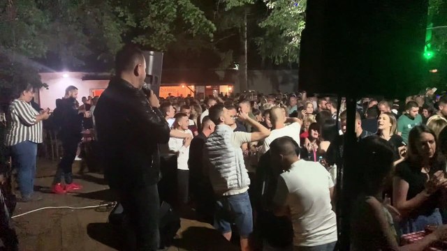 Rade Kosmajac-Usne imam da te ljubim ja