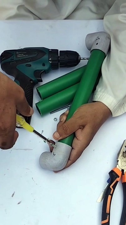 how to make a hand saw.