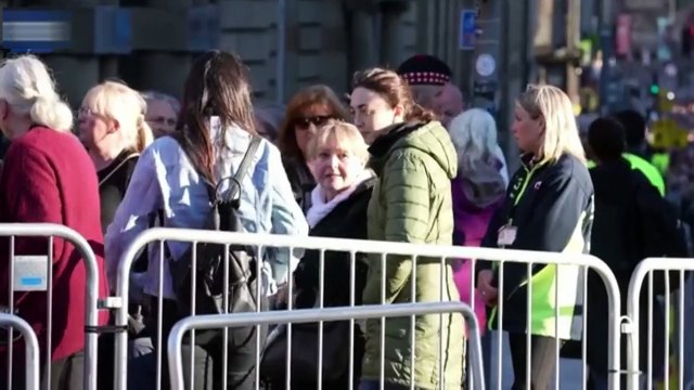 Tearful mourners express how they felt walking past Queen's coffin