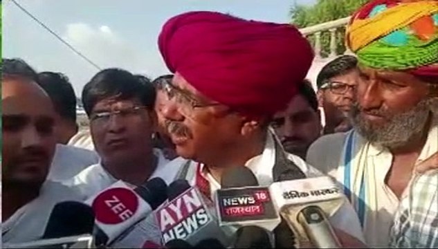 VIDEO : पिता के अस्थि विसर्जन कार्यक्रम में उछले जूते-चप्पल, जानें क्या बोले पुत्र विजय बैंसला