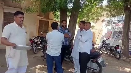 ग्रामीण एईएन 20 हजार रुपये की रिश्वत लेते हुए ट्रेप