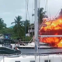 Florida Deputies Pull Man From Burning Boat