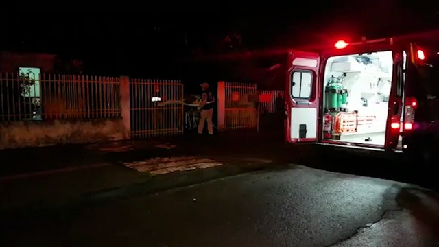 Idosa fere o rosto ao cair da cama e precisa de atendimento do Siate, no Bairro São Cristóvão