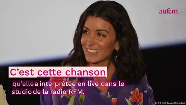 Jenifer : on va s’arracher son pull tendance de la rentrée à moins de 30 euros