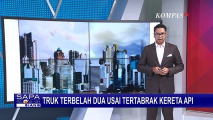 Truk Bermuatan Pupuk Terbelah Dua Usai Tertabrak Kereta Api, Sopir Alami Luka Ringan