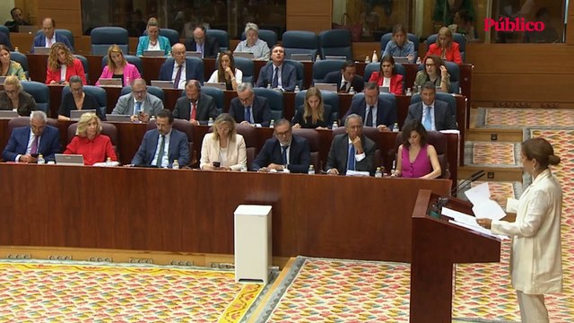 Mónica García, a Ayuso: Su modelo es en efectivo o con tarjeta, el mío, público y de calidad