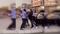 Kadıköy'de İETT şoförü kendisi zapt etmeye çalışanlardan kurtulup vatandaşa böyle vurdu