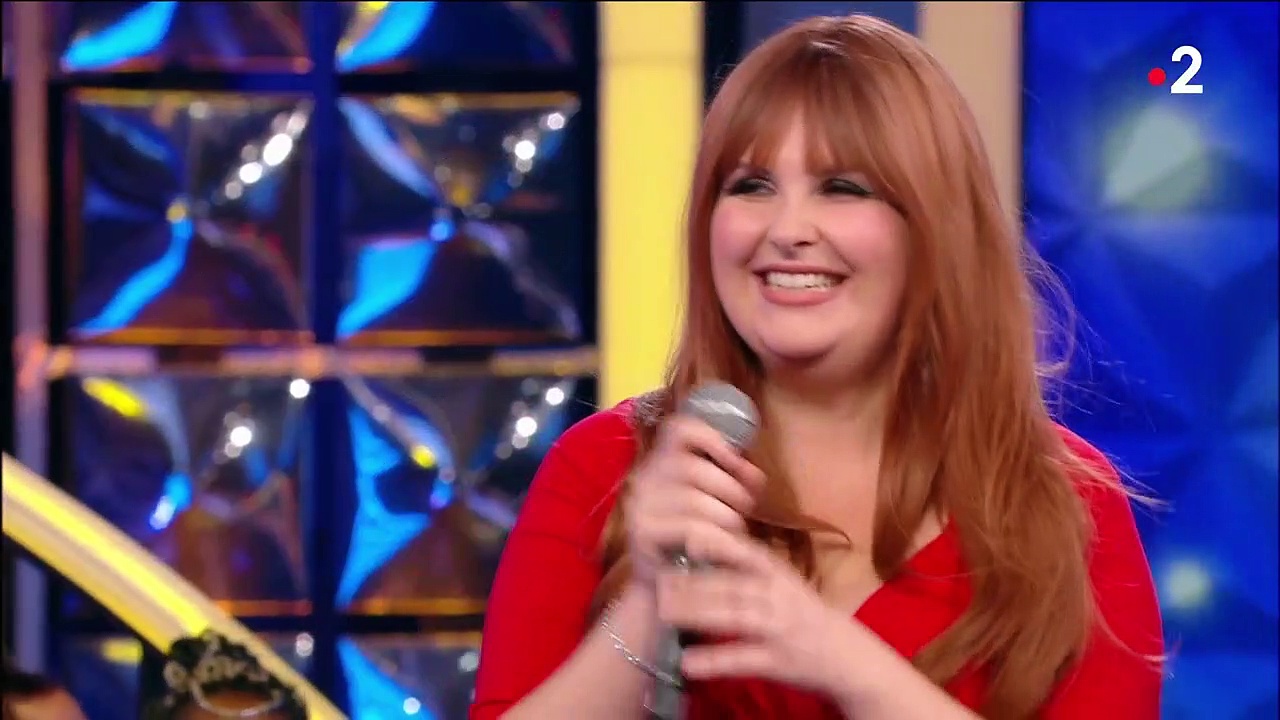 Nathalie Choriste Noubliez Pas Les Paroles Enceinte N'oubliez pas les paroles" : qui est Nathalie Loriot, l'une des choristes  de l'émission ? : Femme Actuelle Le MAG