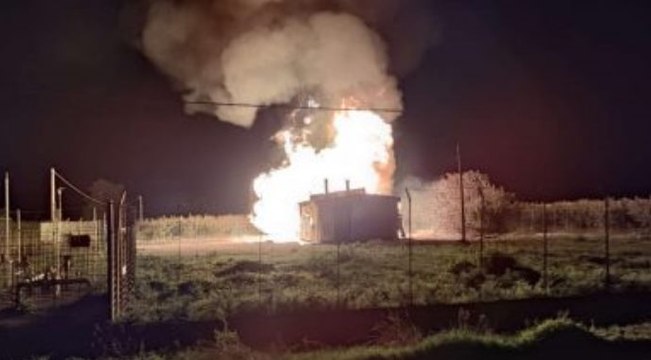 Teano (CE) - In fiamme cabina del gas metano (13.09.22)