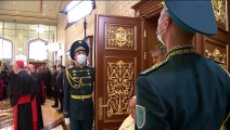 البابا يبدأ زيارة إلى كازاخستان تحت شعار 