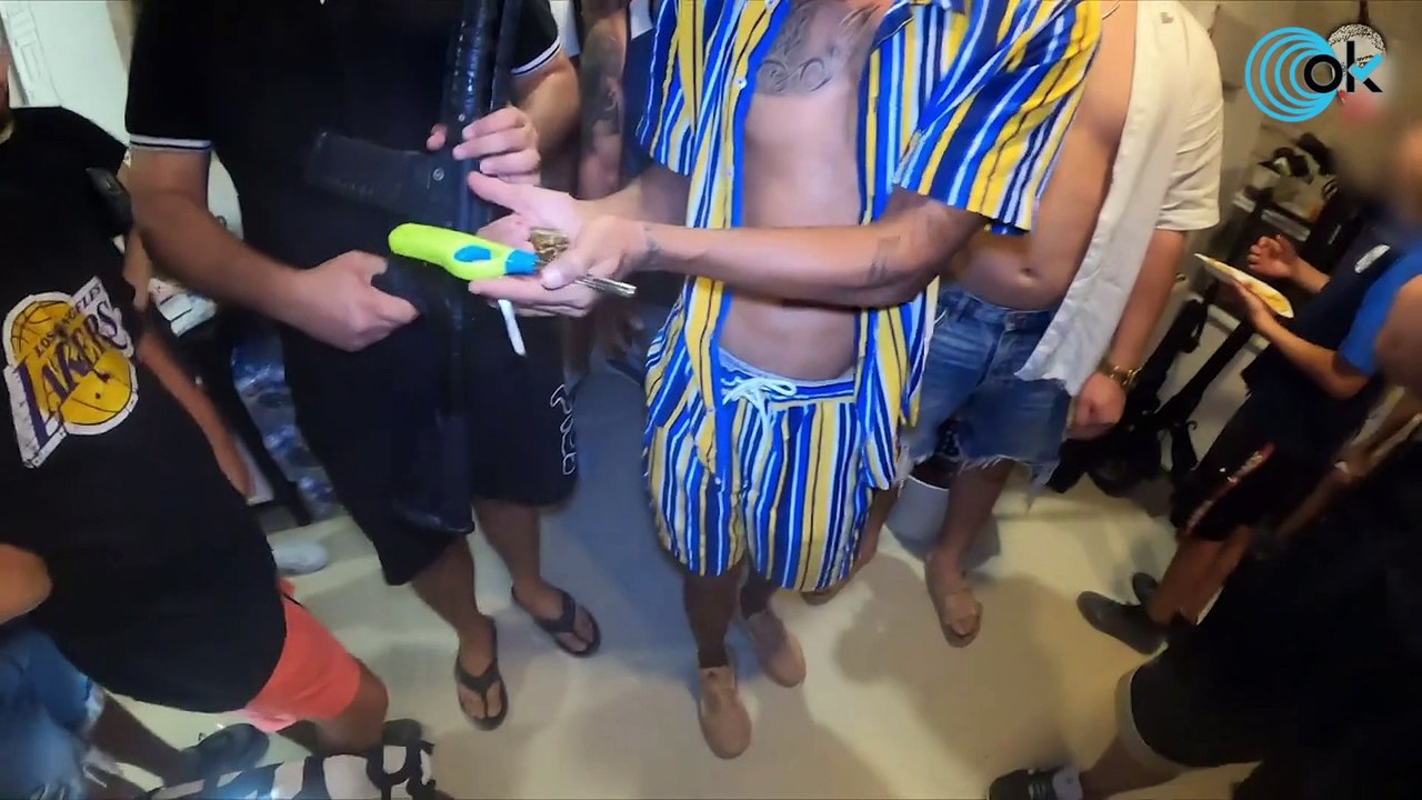 Vecinos de Corea, aterrorizados con el vídeo de un 'youtuber' donde aparecen armas de fuego en el barrio