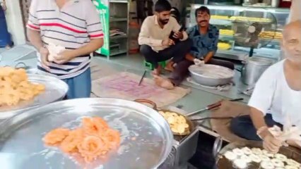 Shradh Paksha-2022 : लग रहा मालपुए का भोग,  श्रद्धा की थाली में खीर की मिठास