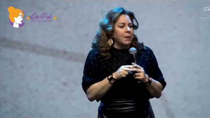 Helena Tannure critica religiosidade e afirma: “Crente deve ser luz”