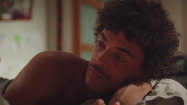 Plus Belle la Vie - Emma et Baptiste s'aiment comme au premier jour