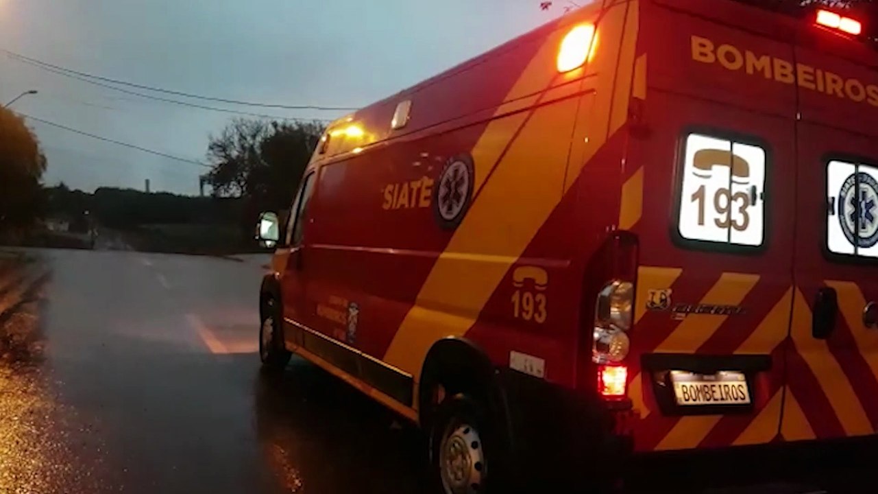 Homem sofre laceração na perna após cair em bueiro no Bairro Santo Onofre