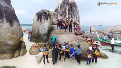 Keindahan Pulau Batu Berlayar 