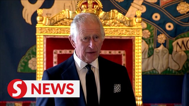 Royal tributes and promises in N.Ireland