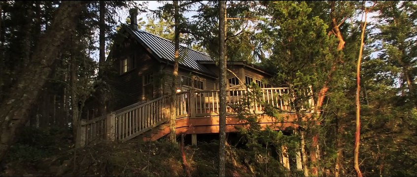 Ma meilleure amie, sa sœur et moi Bande-annonce (EN)