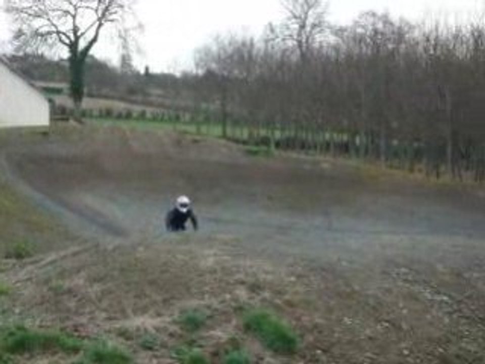 MOV08097