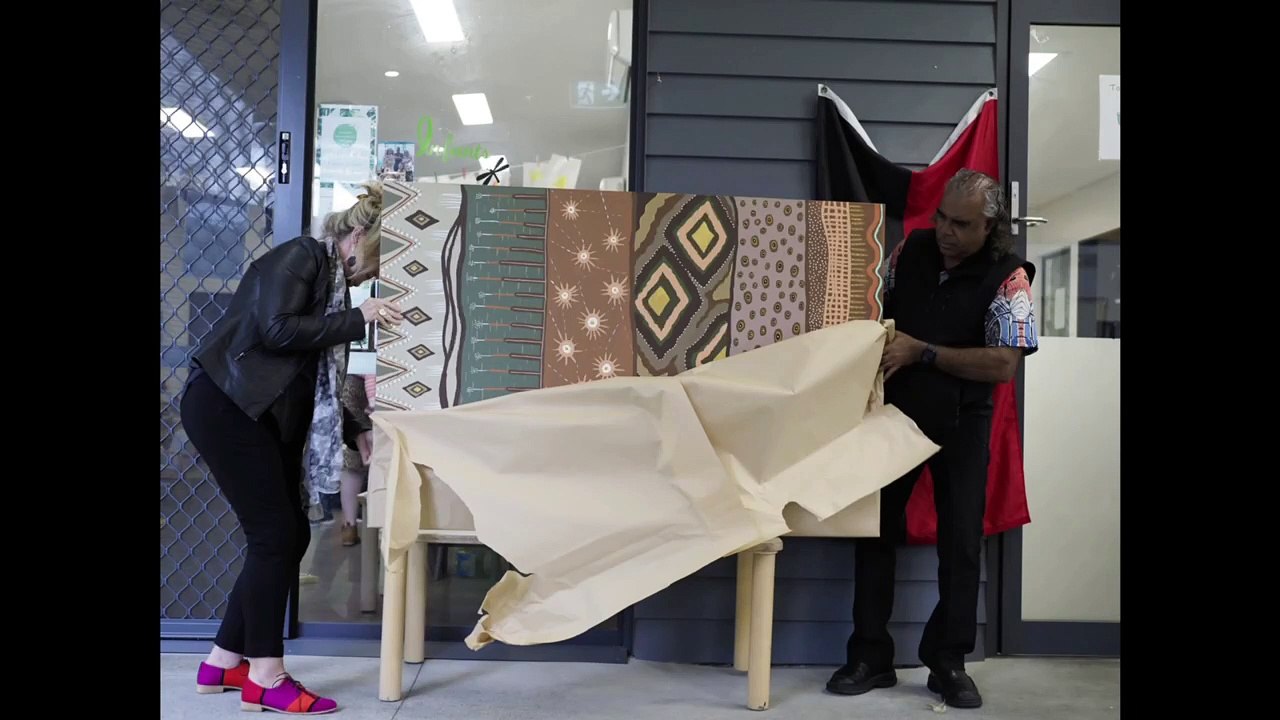 David Hudson gives a didgeridoo demonstration | Jimboomba Times | 14 September 2022