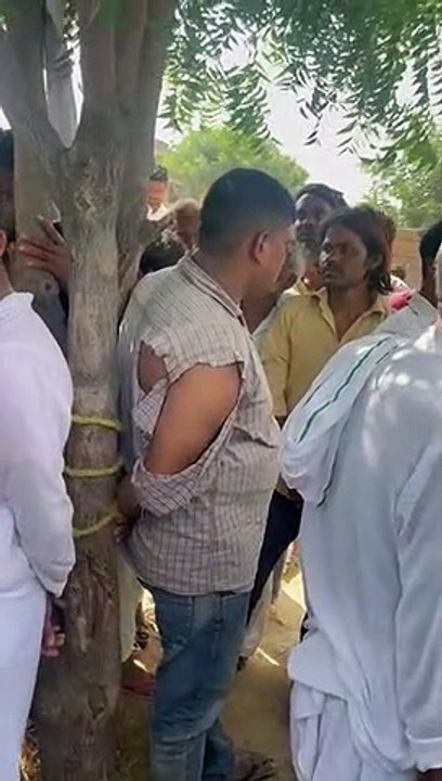 देखिये वीडियो...अपहरण कर ले जा रहे थे किशोर को...ग्रामीणों ने पेड़ से बांधकर की धुनाई