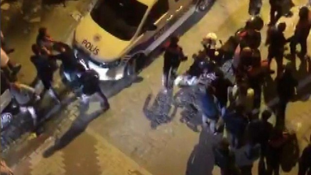 Esenyurt’ta park yeri kavgasında yumruklar havada uçuştu