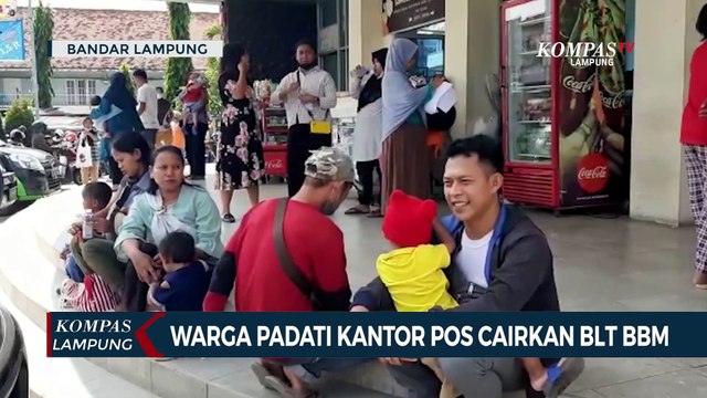 Warga Padati Kantor Pos Cairkan BLT BBM