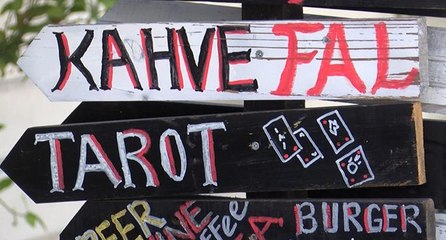 İstanbul’da ‘fal kafe’ tartışması