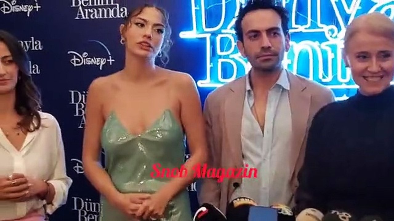 ديميت أوزدمير تتألق بفستان من الستان في حفل اطلاق مسلسل بيني وبين الدنيا .. فيديو