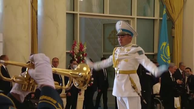 El Papa hace un llamamiento a la paz en su visita a Kazajistán