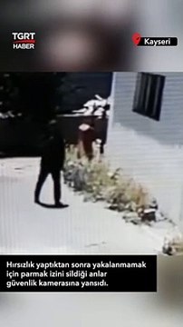 Hırsızlık yaptı, parmak izi kalmasın diye kapıyı sildi