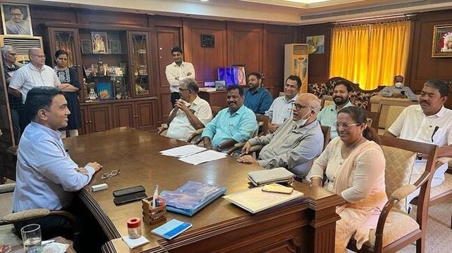 8 out of 11 Congress MLAs join BJP in Goa