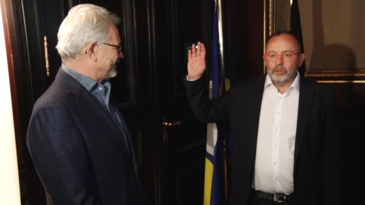 Saint-Gilles : Jean Spinette prête serment comme nouveau bourgmestre