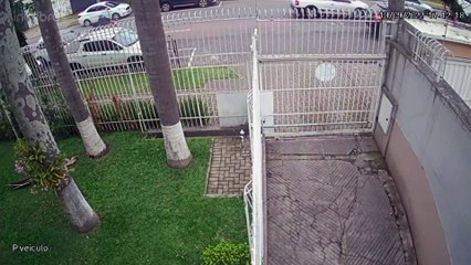 Policial assassina a ex-mulher, se tranca em carro com o corpo da vítima e tira a própria vida