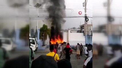 Haiti'de halk hükümet karşıtı gösterilerini sürdürüyor