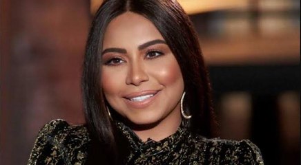 شيرين عبدالوهاب وابنتها في فيديو فكاهي على أغنية سميرة سعيد