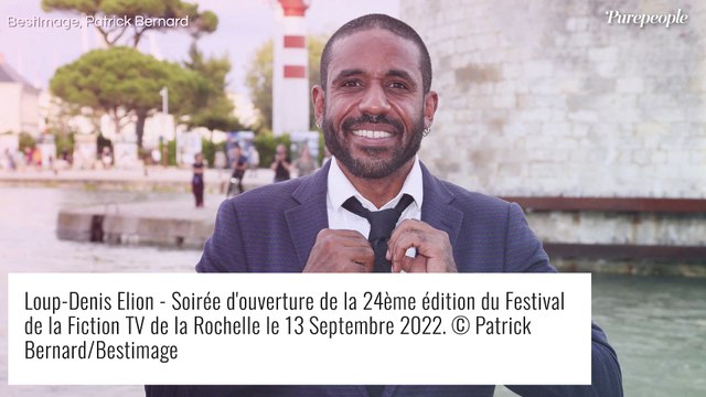 Festival de La Rochelle : Alexandra Lamy déchaînée et pétillante devant Sandrine Bonnaire, au décolleté XXL !