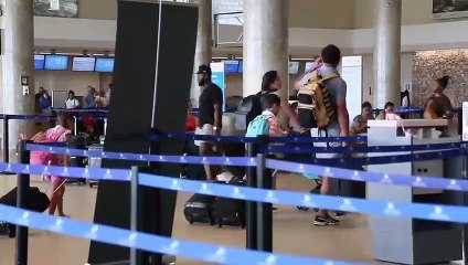 Aeropuertos zona este RD operan normal tras huracán Fiona