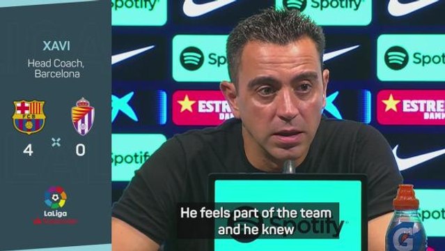 Xavi praises 'natural leader' Lewandowski after Valladolid win