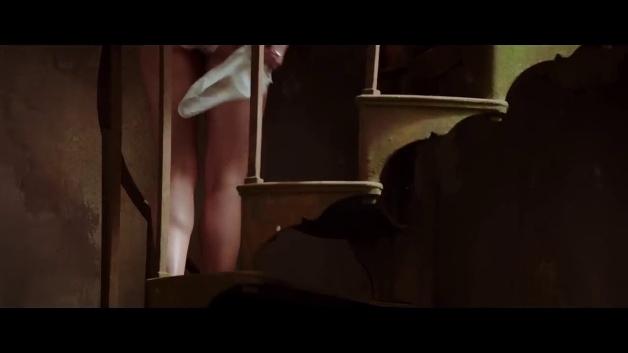 London Fields _ Kiss Scenes — Nicola and Keith (Amber Heard and Jim Sturgess)