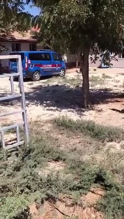 CHP’li Tanal’ın ziyaret ettiği ilkokulu jandarma bastı