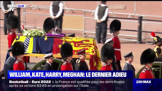 Mort d'Elizabeth II: les images fortes de la procession entre Buckingham Palace et Westminster Hall