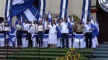 Colegios de León se unen a los desfiles celebrando a la patria